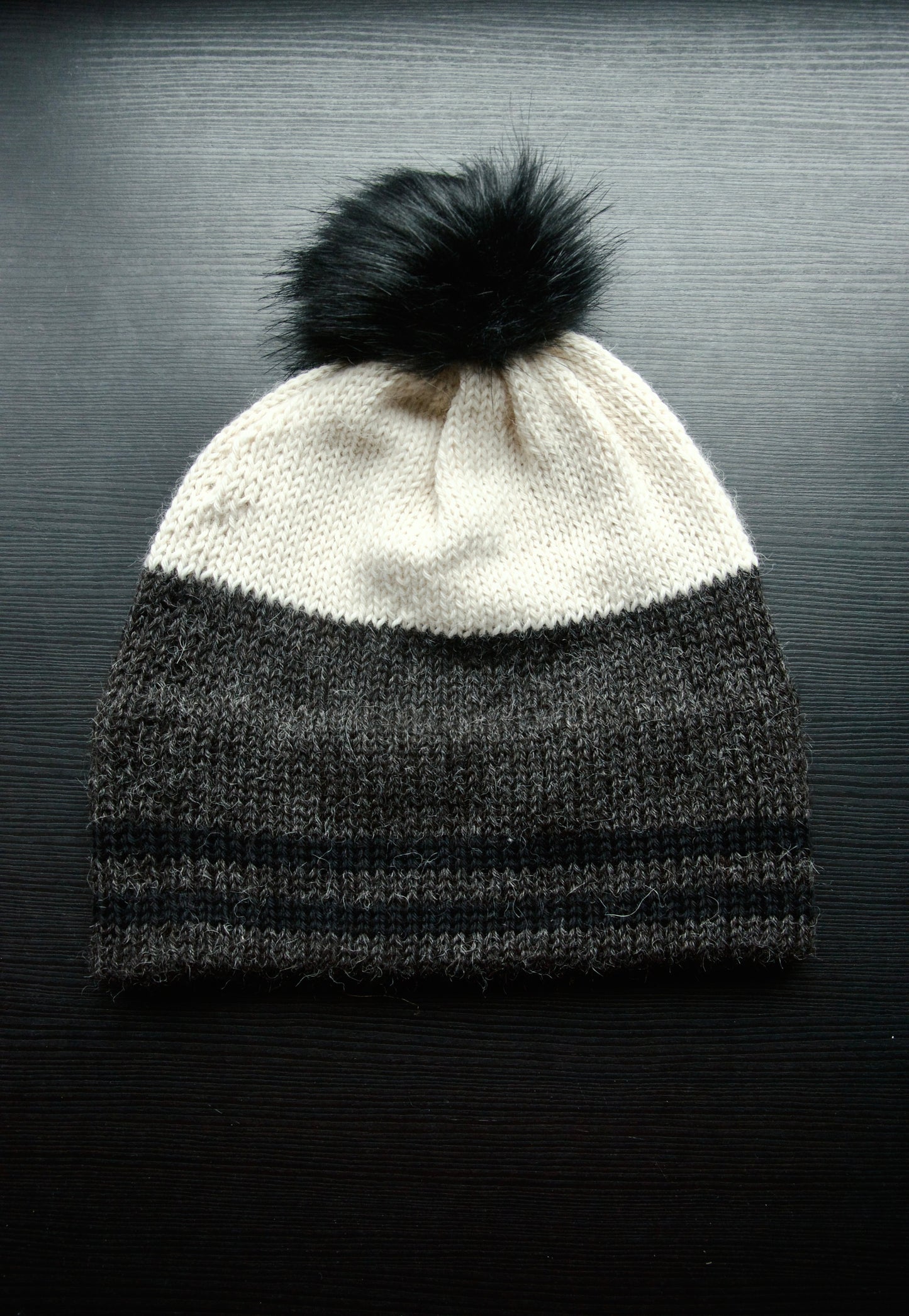 Three Colour Hats With Cuff Stripes (Black)