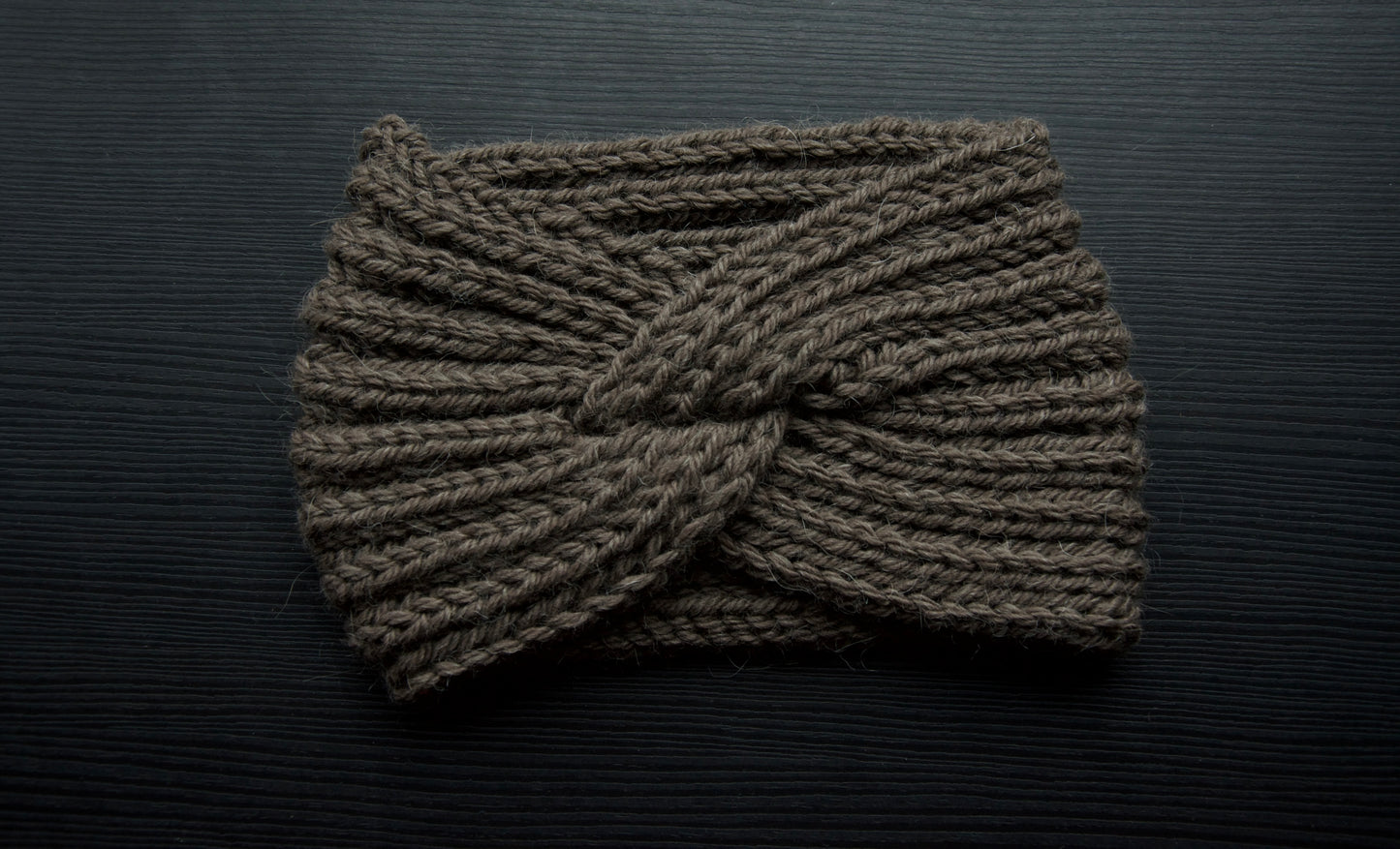 Solid Colour Centre Pull Headbands