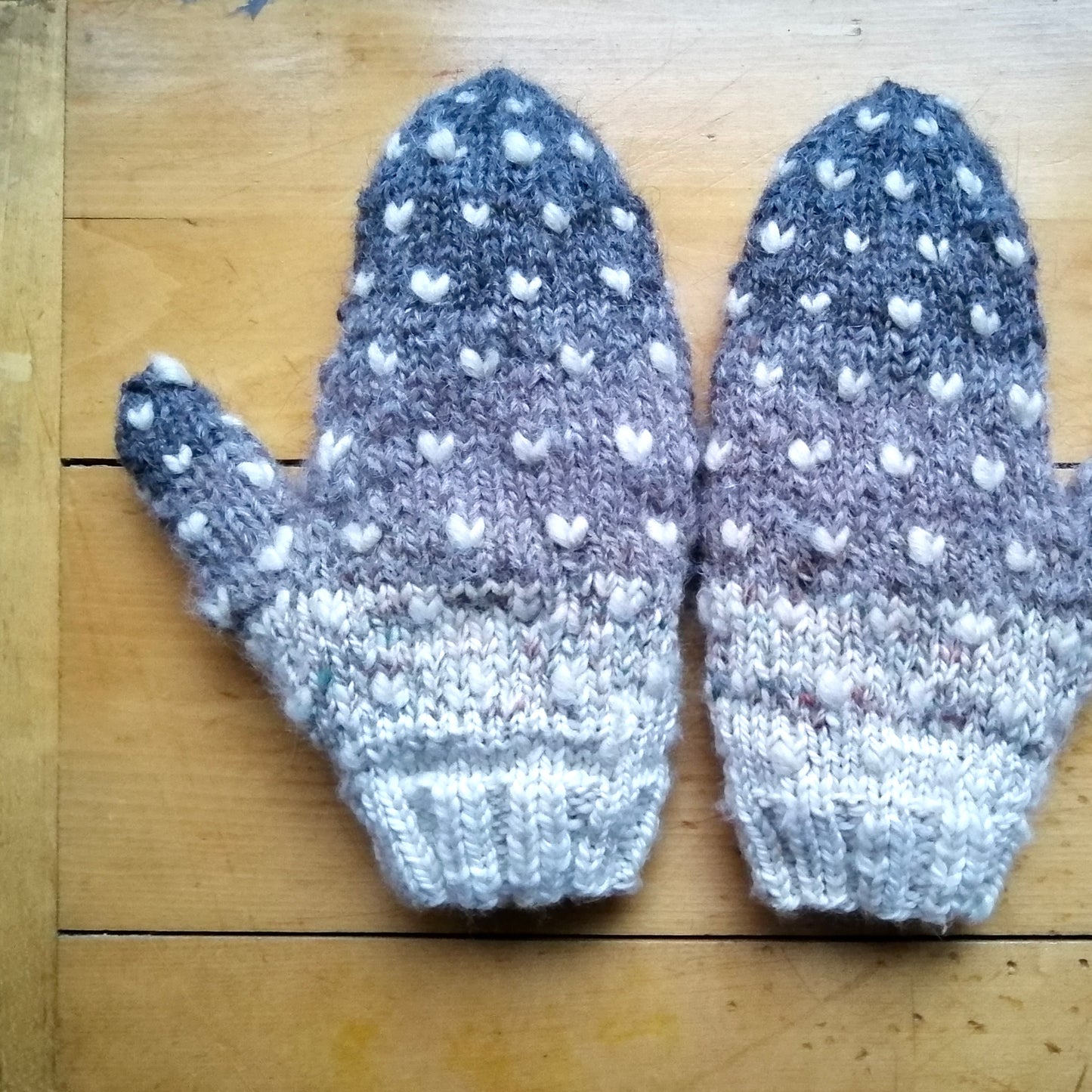Thrum Mitts
