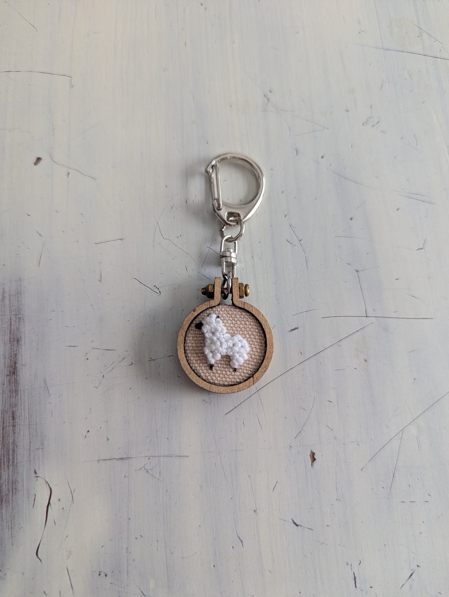 Keychains - Embroidery Alpaca (Beige Background)